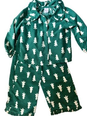 Hanna Andersson Happy Trees Holiday Ruffle Flannel Pajama Set